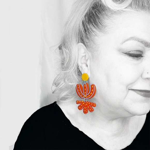 Handpainted Bold Boho Flower Child Statement Earrings - Picture 4 of 4